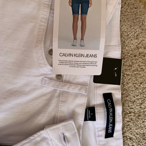 Shorts - Picture 2 of 2